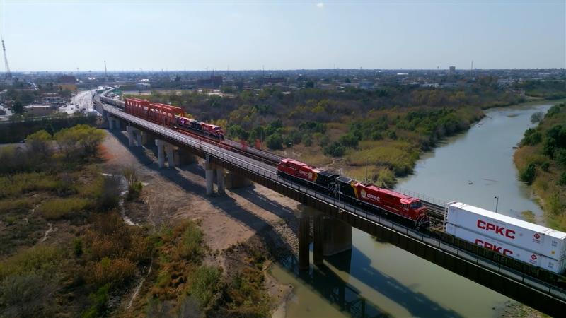 Learn more about our Laredo Advantage